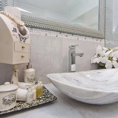 Apartman Superb With Private Pool Dubrovnik