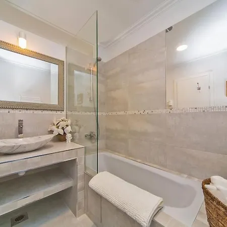Superb With Private Pool *