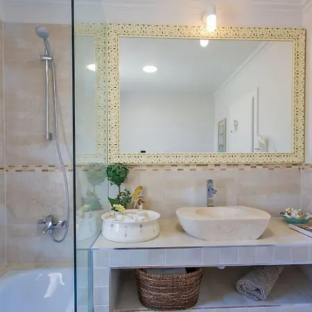 Superb With Private Pool *